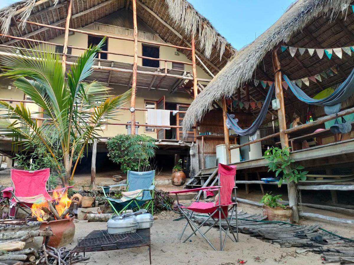 Casa Surf Lodge - Praia do Tofo エクステリア 写真