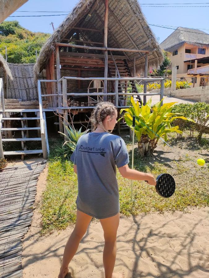 Casa Surf Lodge - Praia do Tofo エクステリア 写真